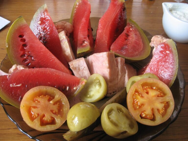 Ce se întâmplă în organism când consumăm murături. Beneficii mai puțin cunoscute